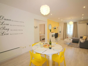Contemporary Bungalow in Porec with Swimming Pool